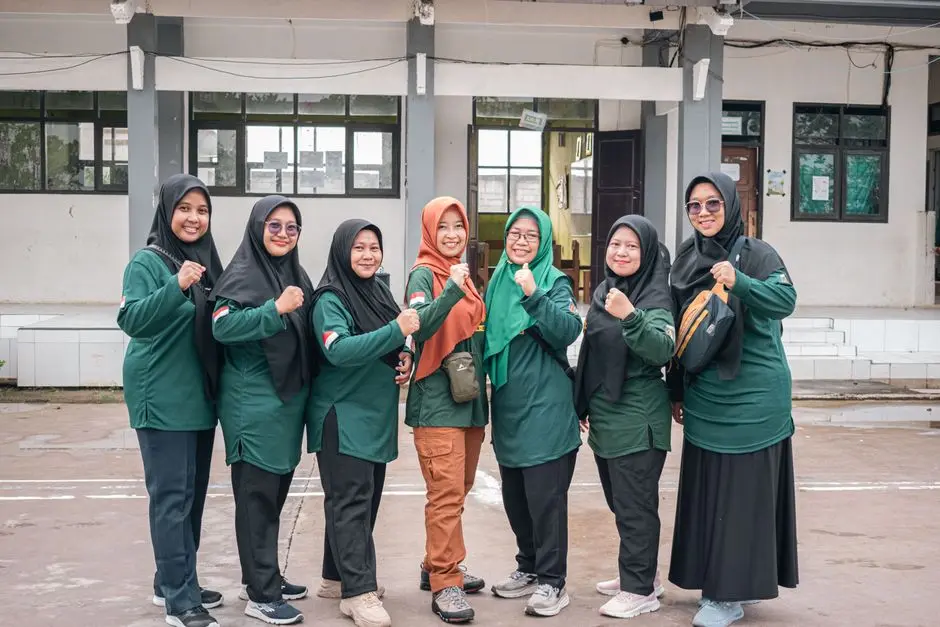 Sekolah Favorit Murah, Mitos atau Kenyataan?